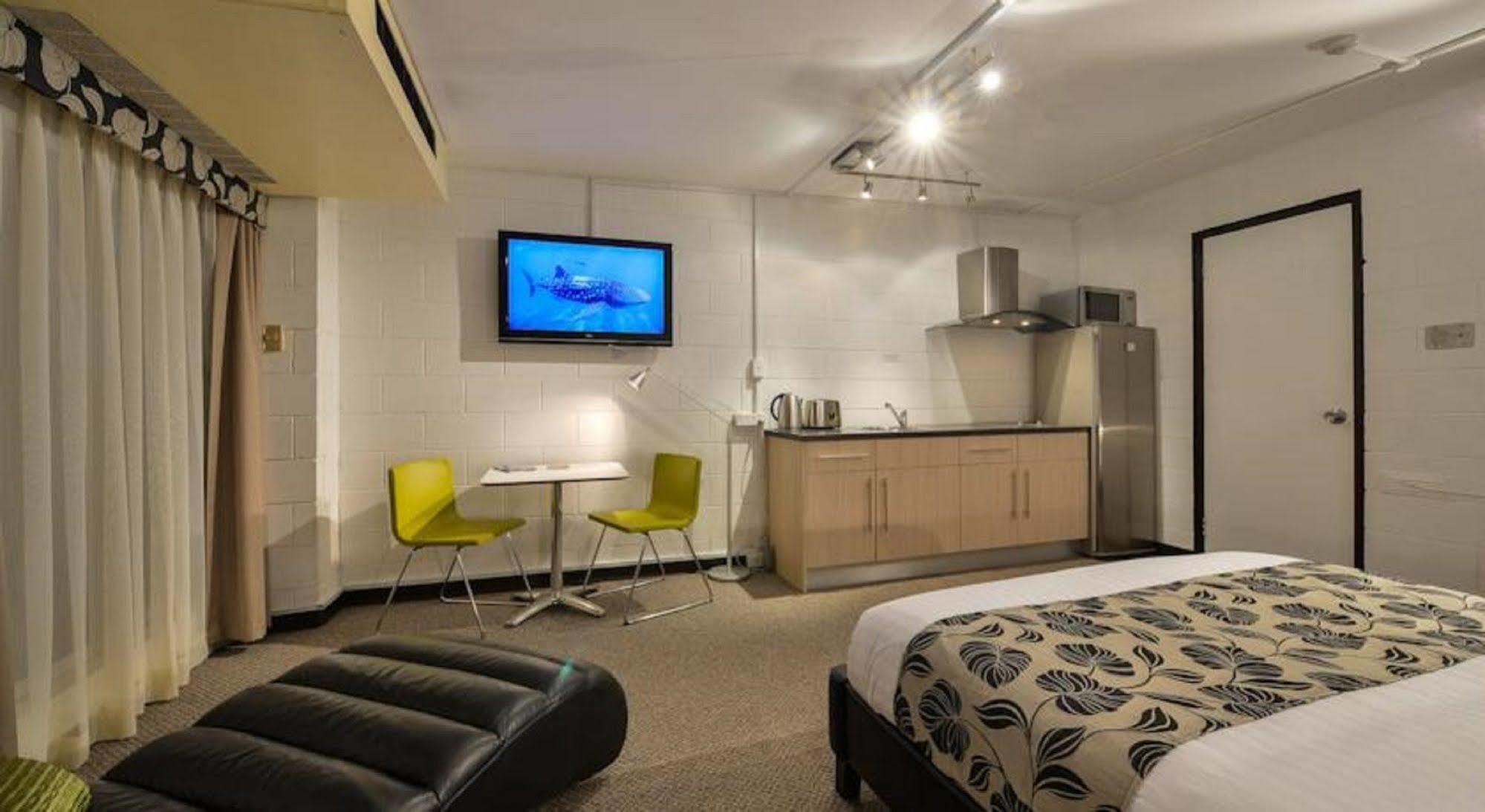 Sea Breeze Resort Exmouth Extérieur photo