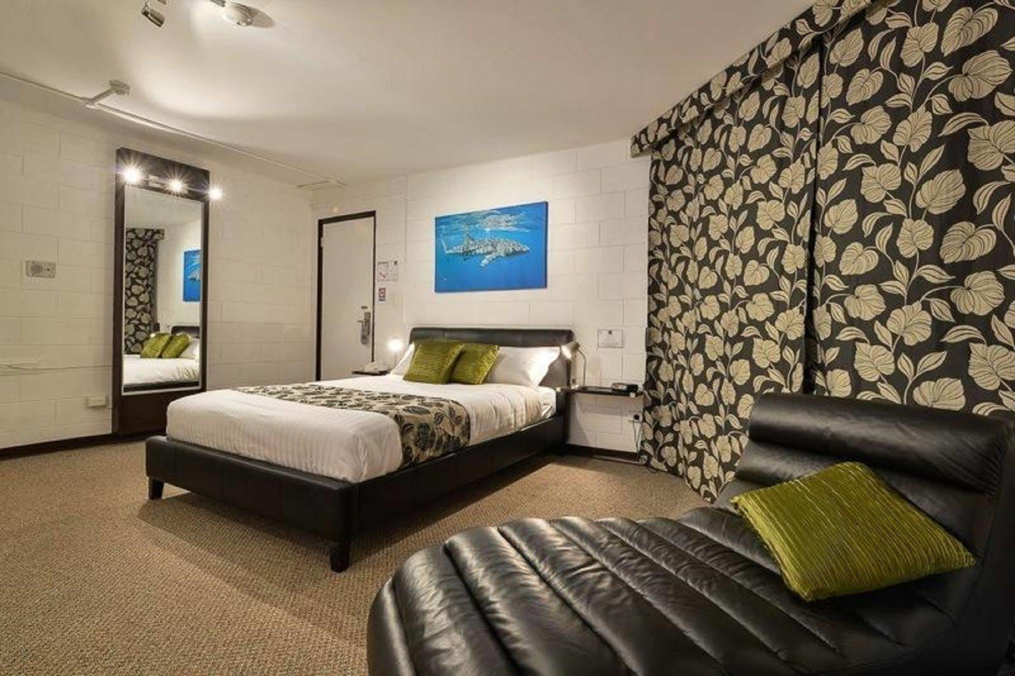 Sea Breeze Resort Exmouth Extérieur photo