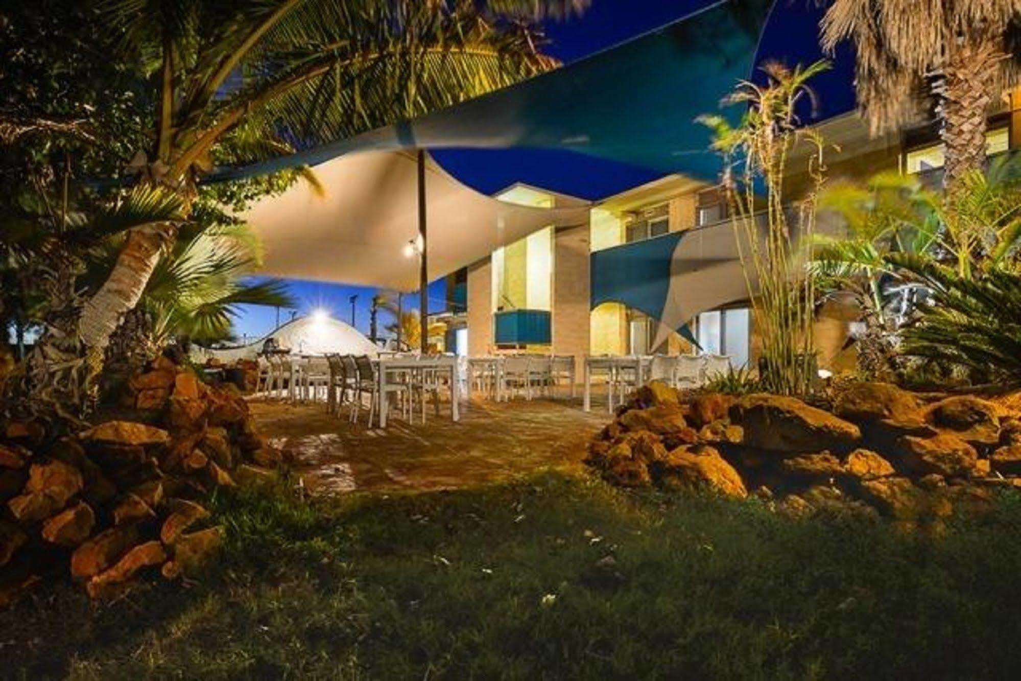Sea Breeze Resort Exmouth Extérieur photo