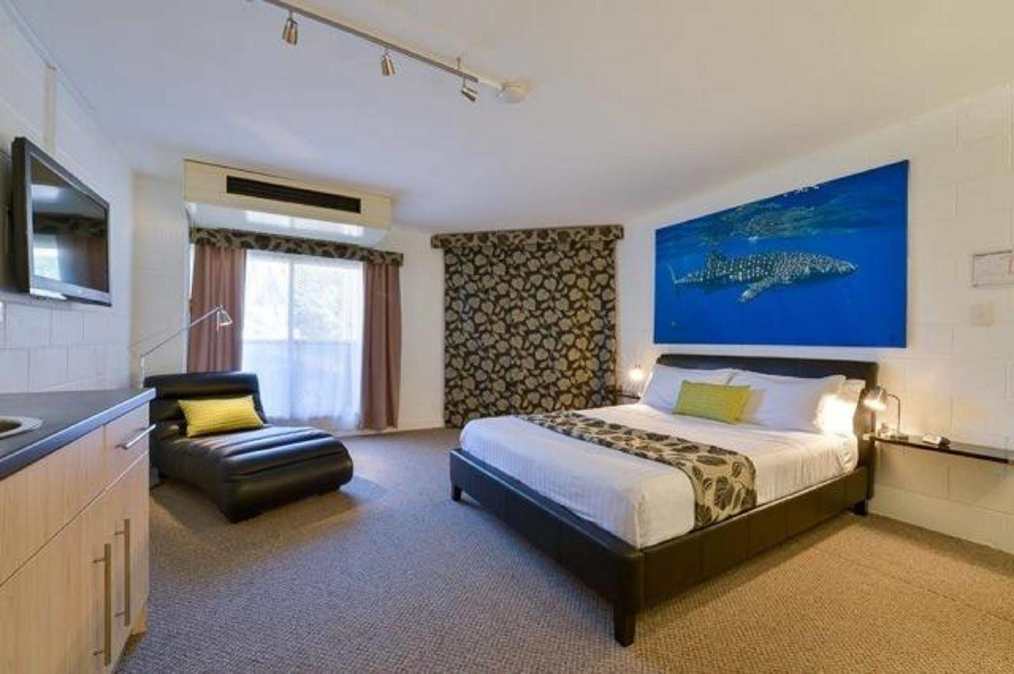 Sea Breeze Resort Exmouth Extérieur photo